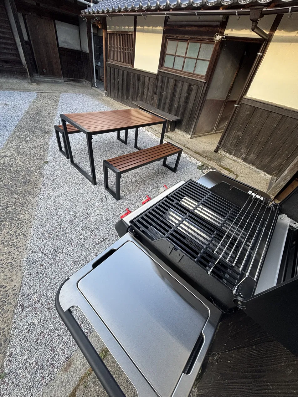 BBQグリルとお屋敷